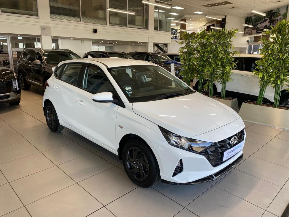 HYUNDAI i20 1.4 MOTION A/T, image 1