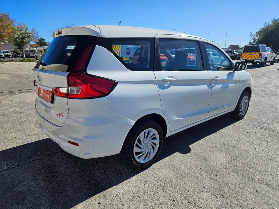Toyota Rumion 1.5 SX MT, image 2