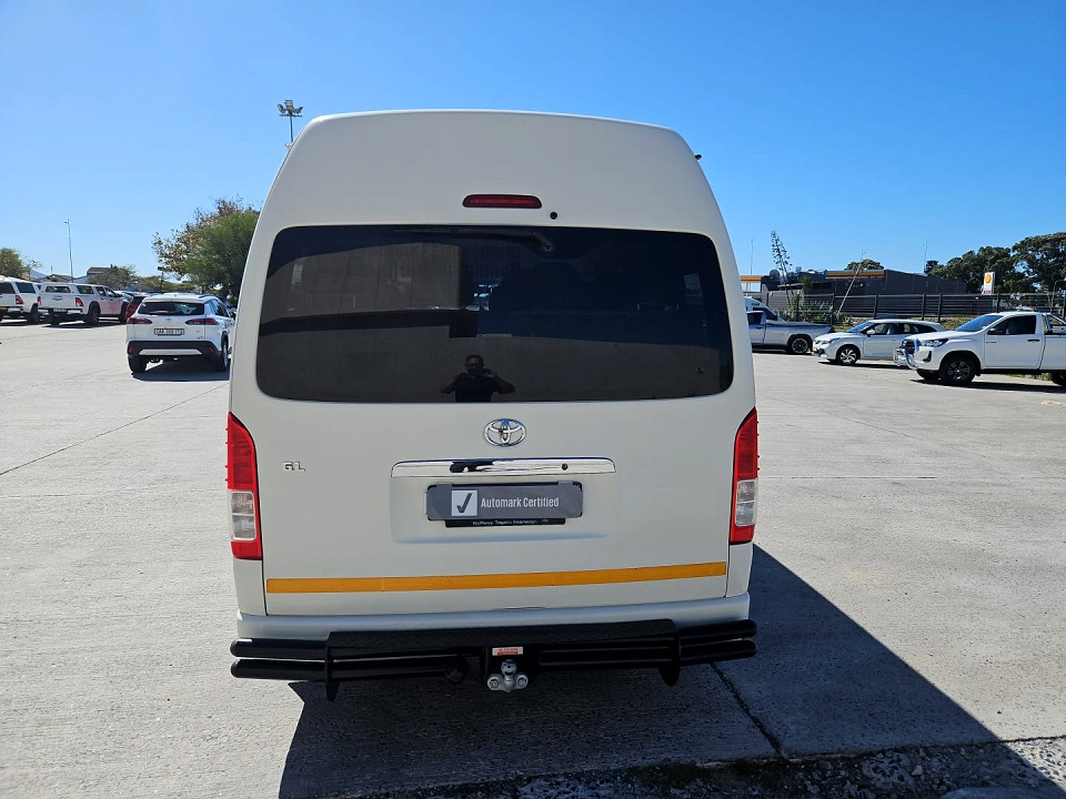 Toyota Quantum Hiace 2.5 D-4D 14 Seat, image 2