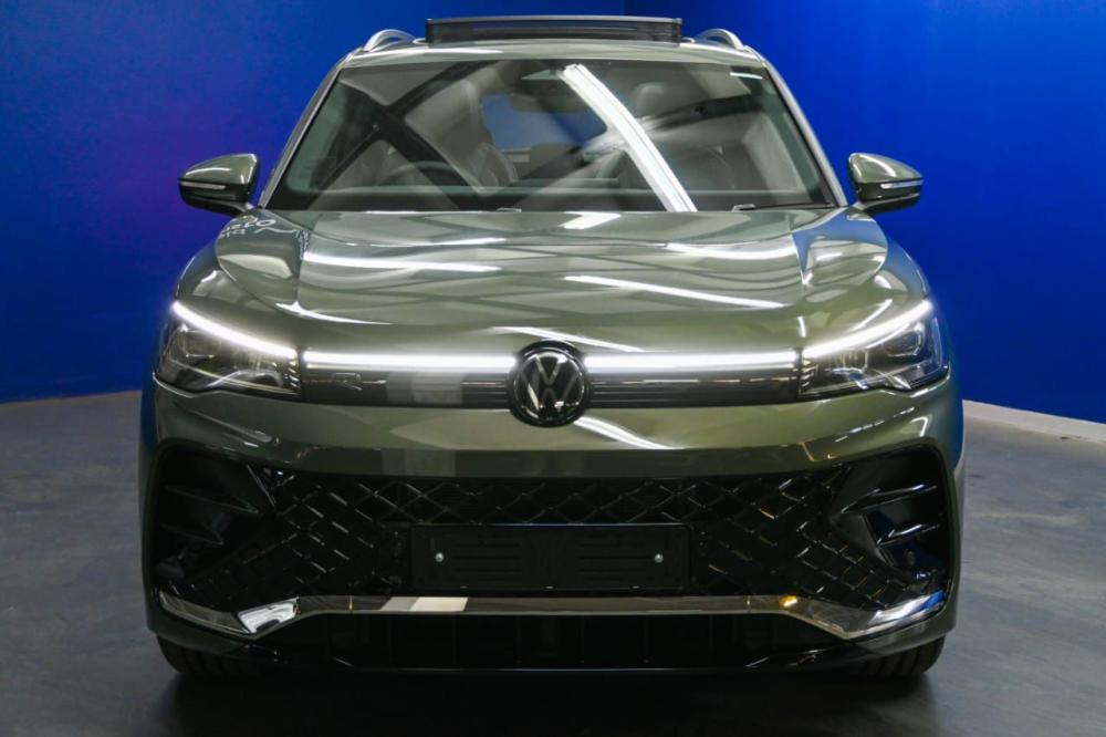 Volkswagen Tiguan R-Line 1.4 TSI 110 kW DSG, image 2