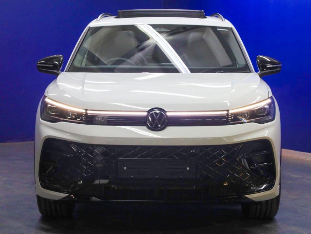 Volkswagen Tiguan R-Line 1.4 TSI 110 kW DSG, image 2