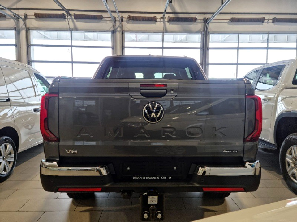 VOLKSWAGEN AMAROK 3.0TDI V6 184KW 4MOT AVENTURA A/T D/C P/U, image 2
