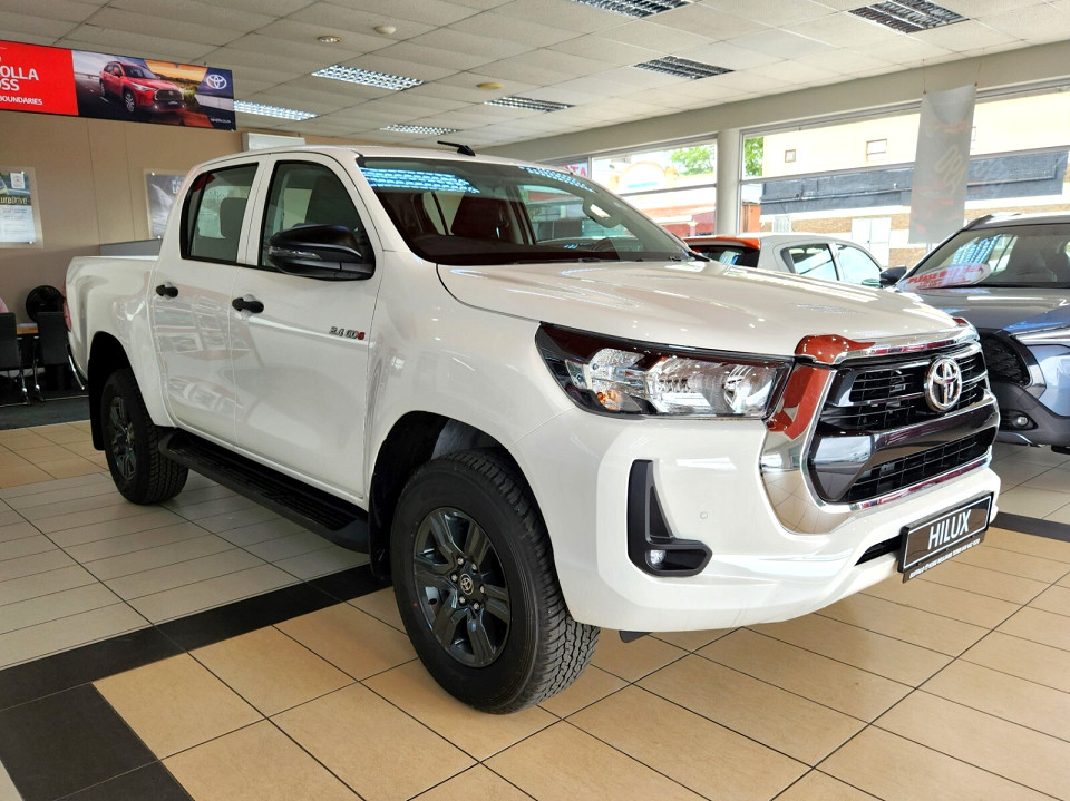 Toyota Hilux Double Cab  2.4GD6 RB Raider AT, image 1