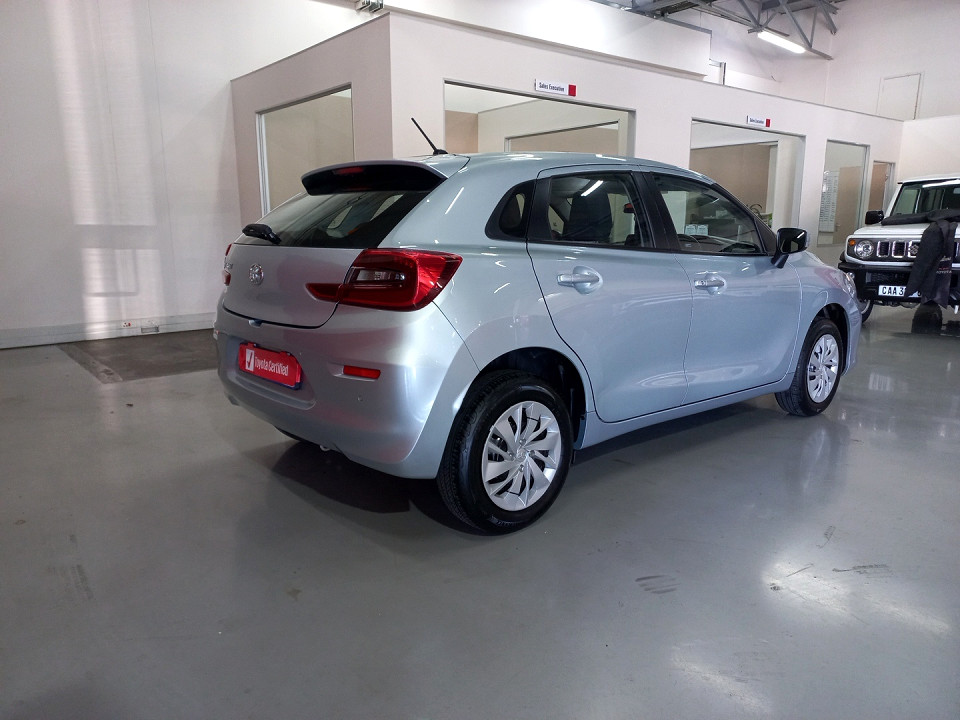 TOYOTA STARLET 1.5 Xi, image 2