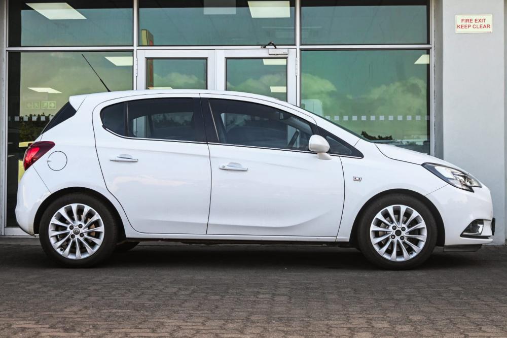 Opel Corsa 1.0T Cosmo, image 2
