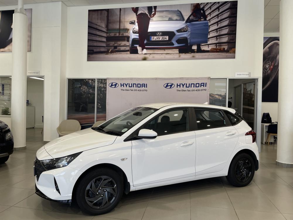 HYUNDAI i20 1.4 MOTION A/T, image 1