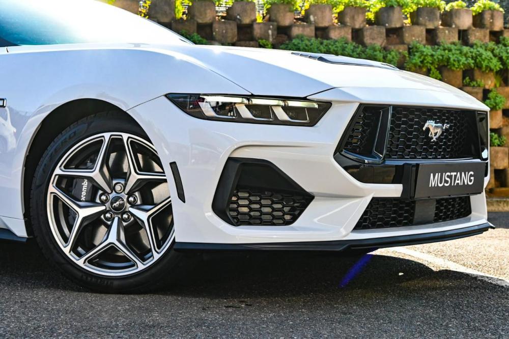 Ford Mustang 5.0 GT A/T, image 1