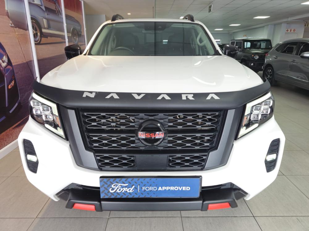 Nissan Navara 2.5DDTi Pro-2X Auto D/C P/U, image 2