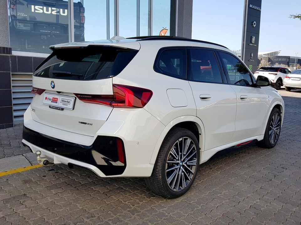 BMW X1 sDRIVE18i M-SPORT, image 2