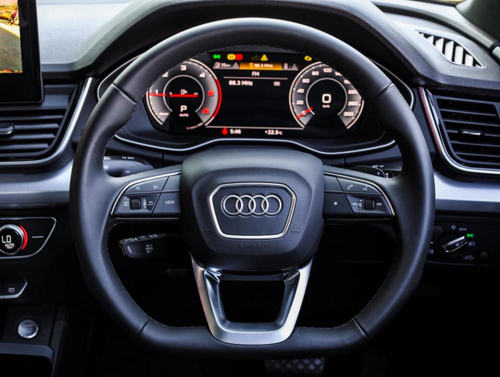 Audi Q5 Sportback Black Edition 40 TDI quattro S tronic, image 2