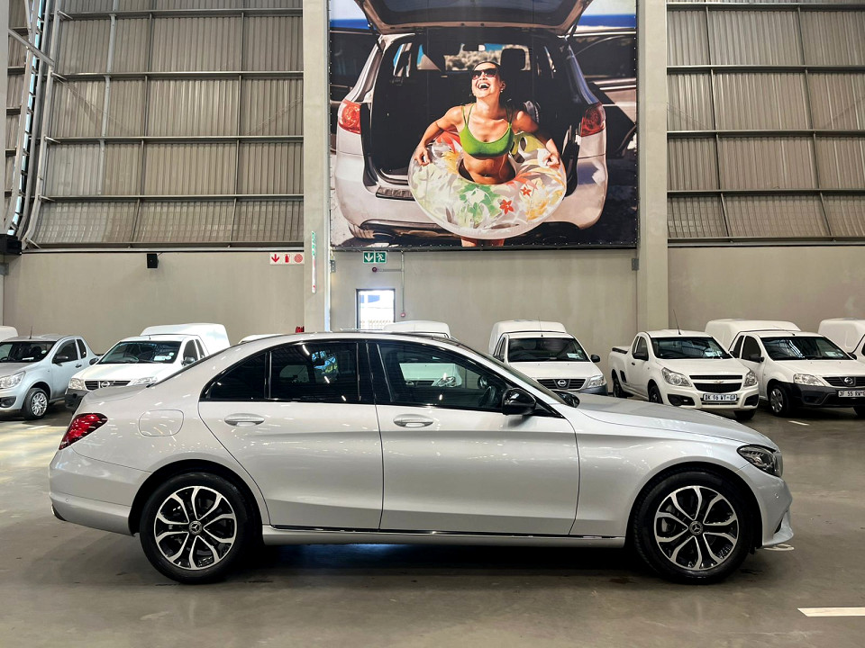 MERCEDES-BENZ C300 A/T, image 2