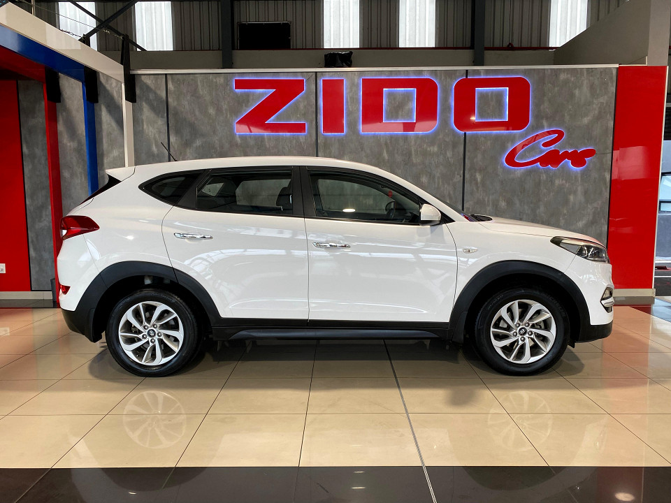 HYUNDAI TUCSON 2.0 PREMIUM A/T, image 2