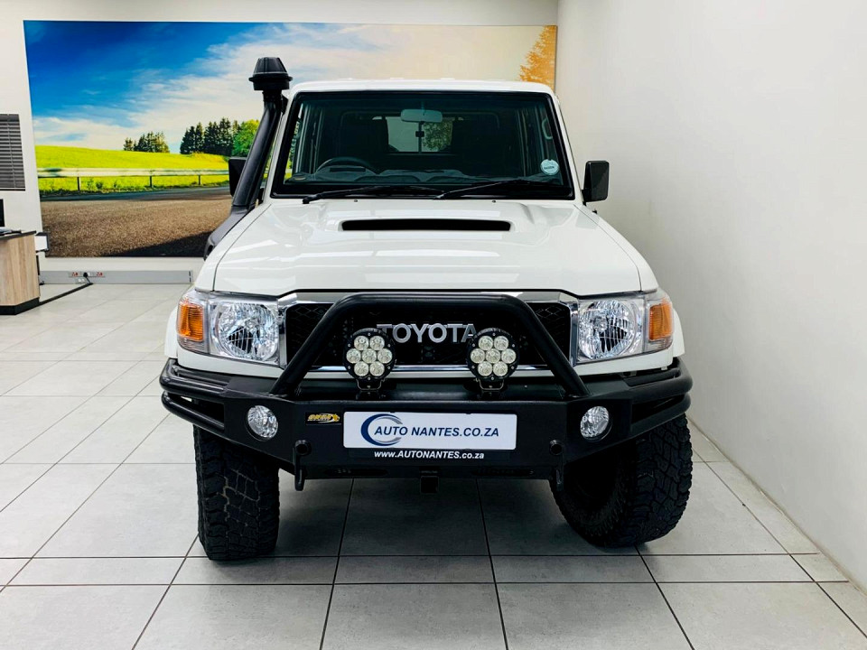Toyota Land Cruiser 79 4.5D V8 P/U D/C, image 2