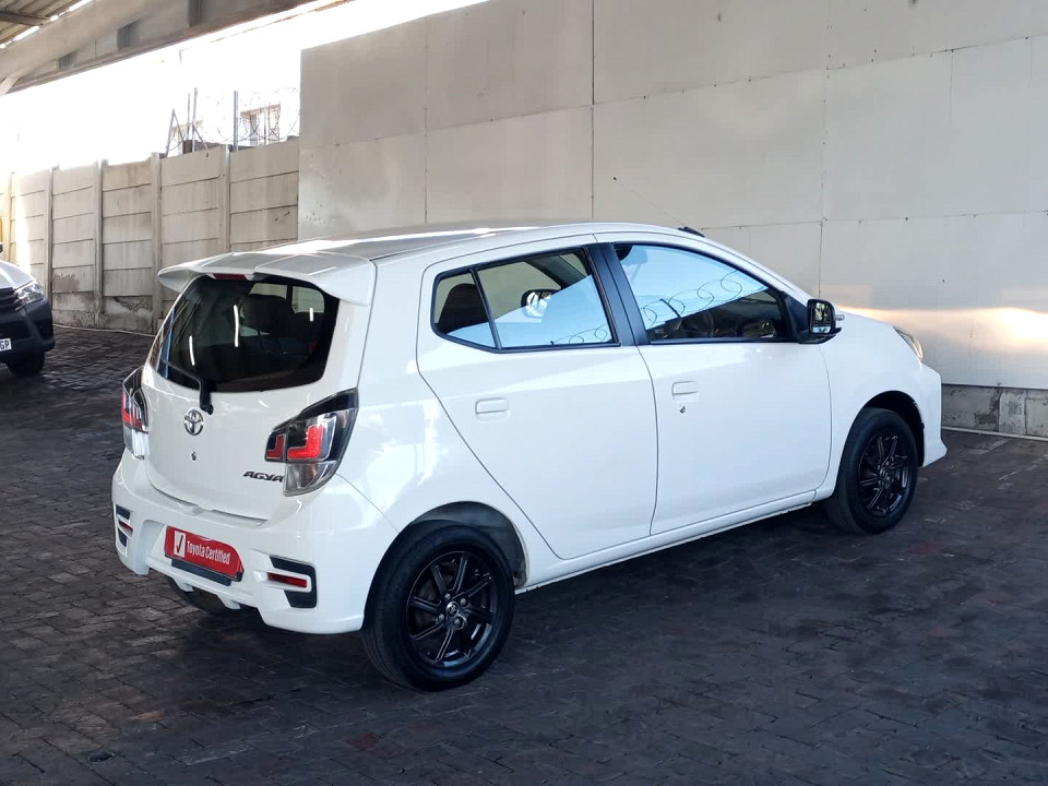 Toyota Aygo 5-door, image 2