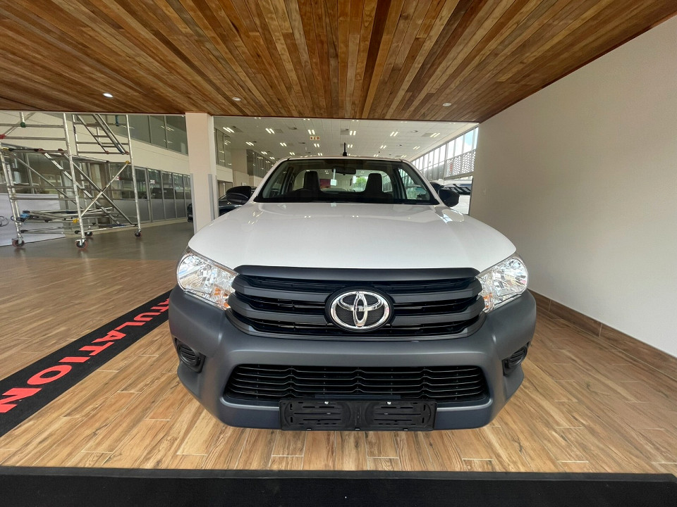 TOYOTA HILUX 2.4 GD S A/C P/U S/C, image 2