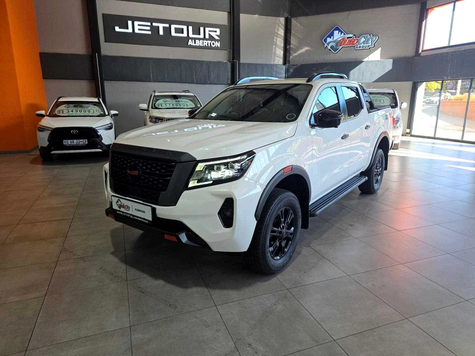 NISSAN NAVARA 2.5DDTi PRO-4X 4X4 A/T D/C P/U, image 1