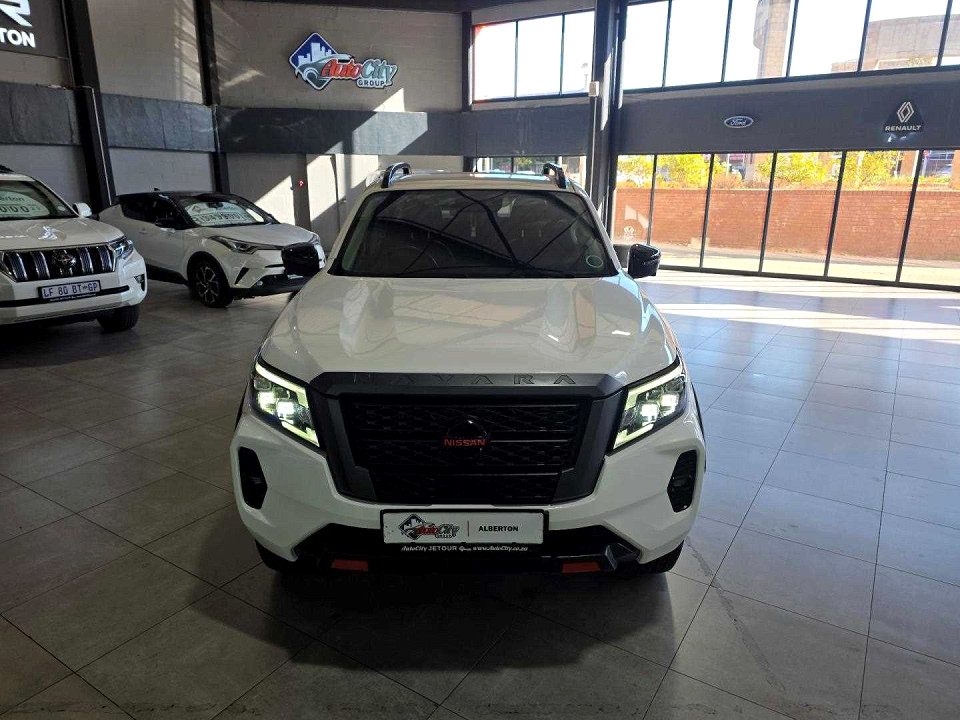 NISSAN NAVARA 2.5DDTi PRO-4X 4X4 A/T D/C P/U, image 2