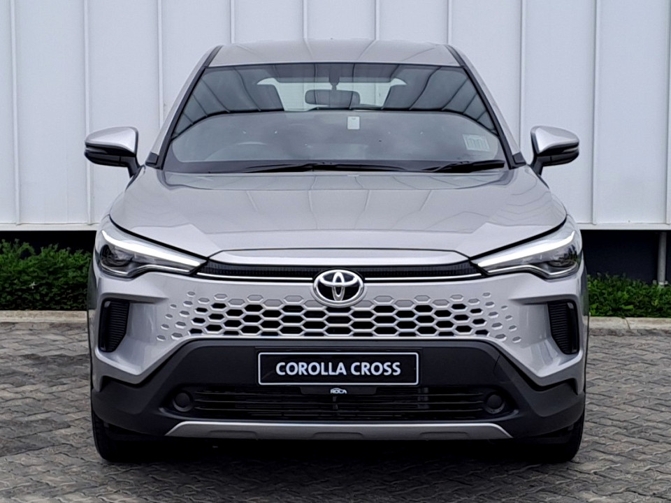 TOYOTA COROLLA CROSS 1.8 Xi , image 2