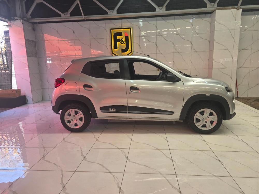 Renault Kwid 1.0l Life 5-Dr abs, image 2