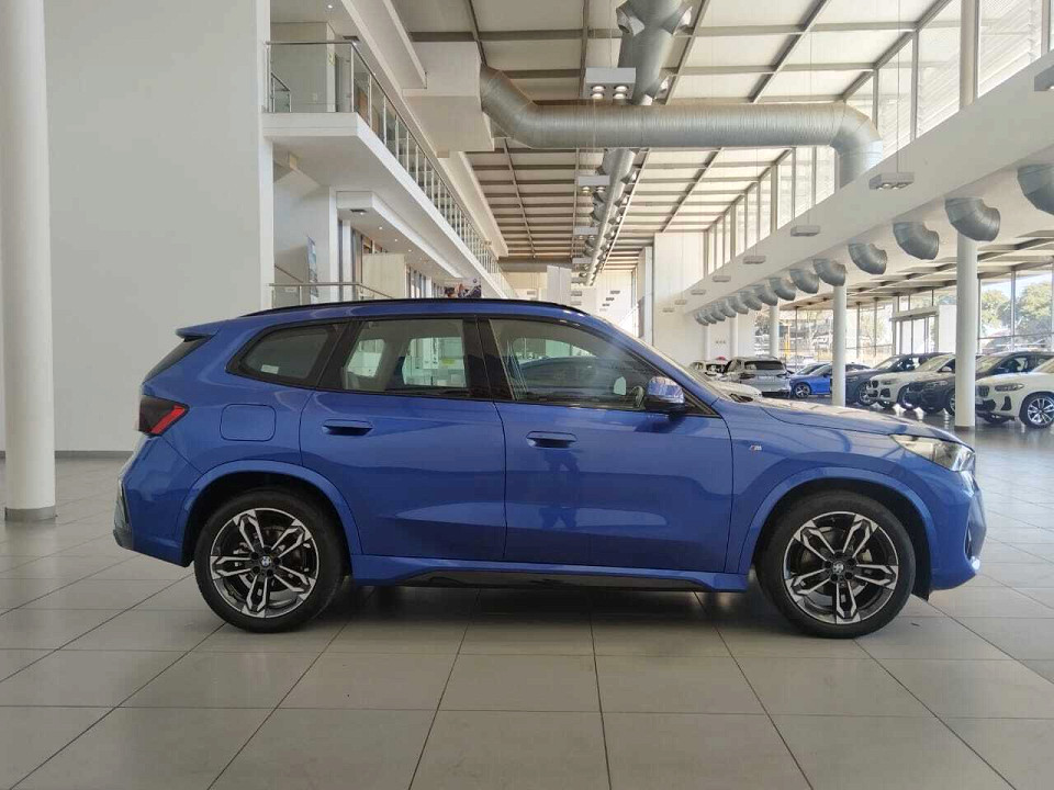 BMW X1 sDRIVE18i M-SPORT, image 2