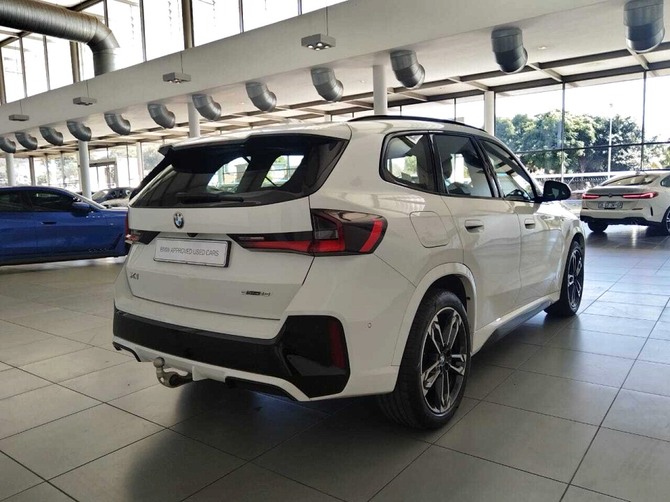 BMW X1 sDRIVE18i M-SPORT, image 2