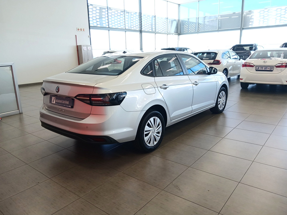 VOLKSWAGEN POLO 1.6, image 2