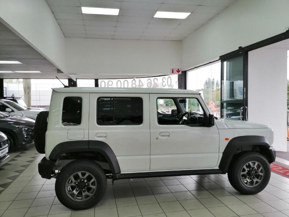 Suzuki Jimny 1.5 GLX A/T 5DR, image 1
