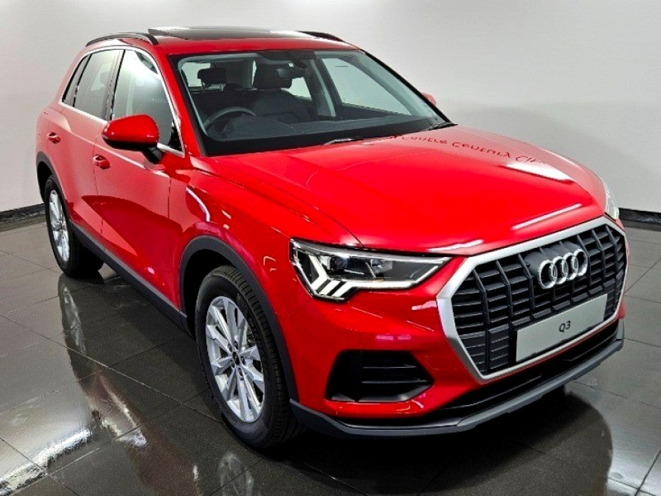 AUDI Q3 35 TFSI S TRONIC URBAN EDITION, image 1