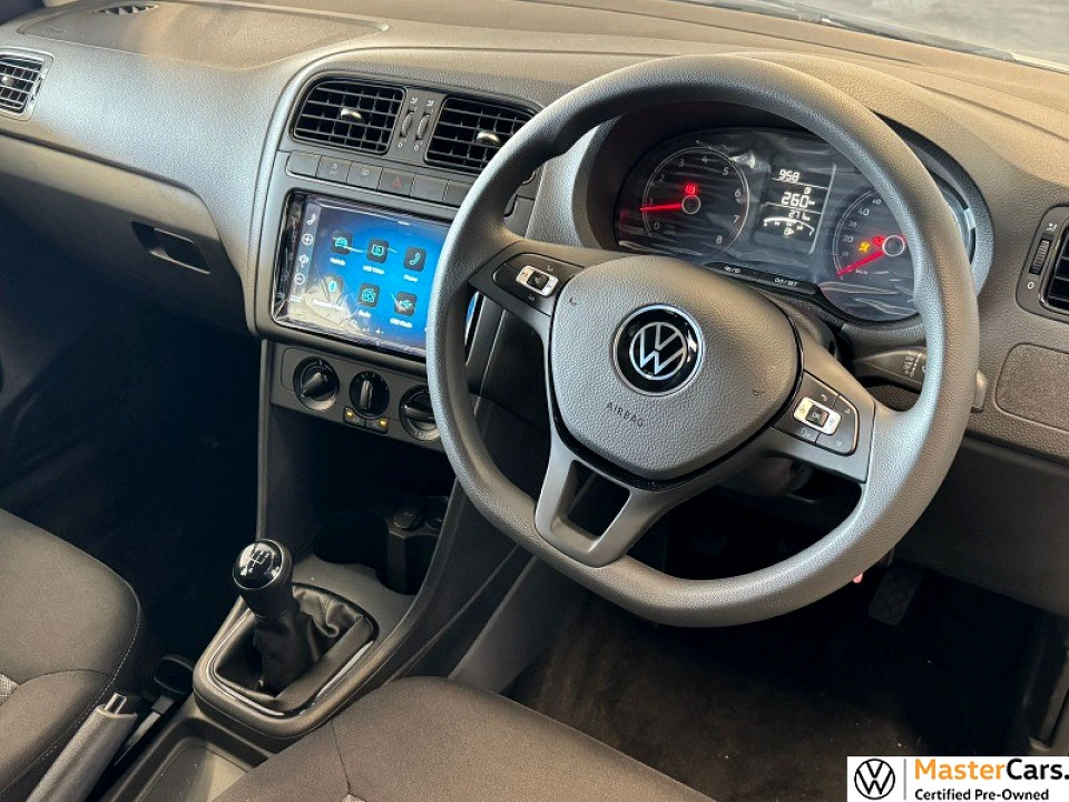 VOLKSWAGEN POLO VIVO 1.4 LIFE (5DR), image 2