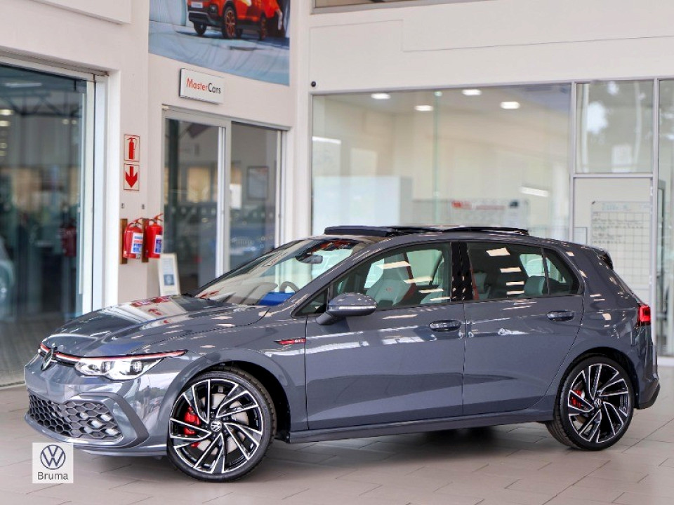 Volkswagen Golf 8 GTi  2.0 TSI DSG, image 1