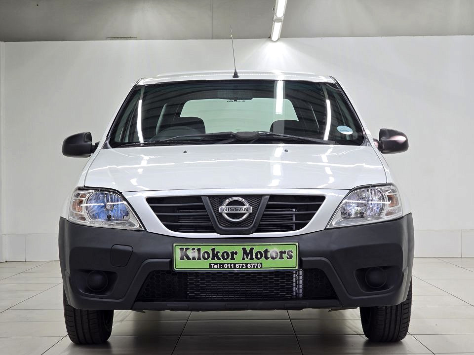 NISSAN NP200 1.6  A/C SAFETY PACK P/U S/C, image 2