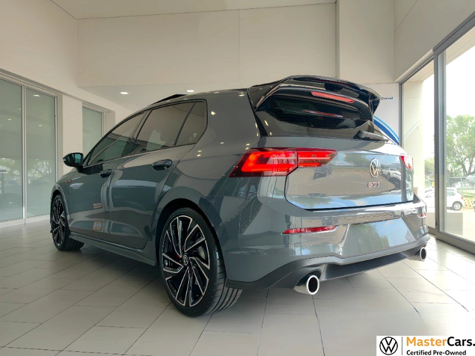 Volkswagen Golf 8 GTi  2.0 TSI DSG, image 2