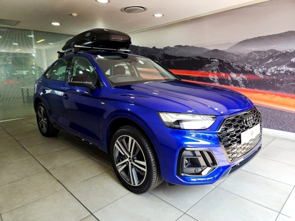 AUDI Q5 SPORTBACK 40 TDI QUATTRO BLACK EDITION, image 2