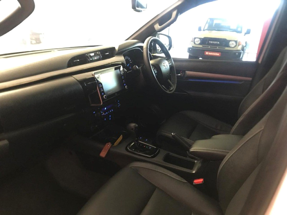 TOYOTA HILUX 2.8 GD-6 RB LEGEND A/T P/U D/C (MHEV), image 2