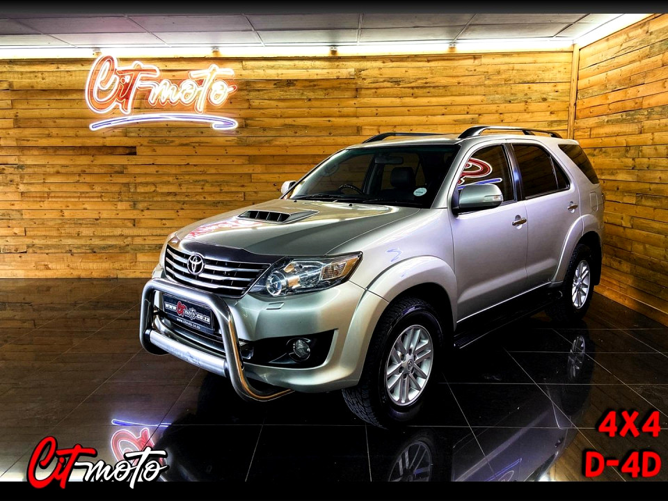 Toyota Fortuner 3.0D-4D 4x4 auto, image 1