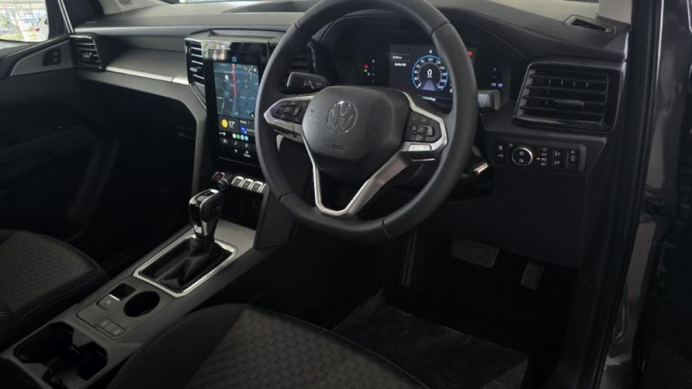 Volkswagen Amarok 2.0 TDI Life Auto D/C P/U, image 2