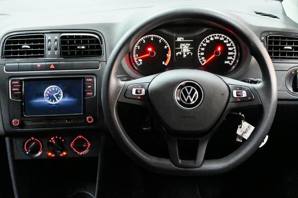Volkswagen Polo Vivo hatch 1.4 Trendline, image 2