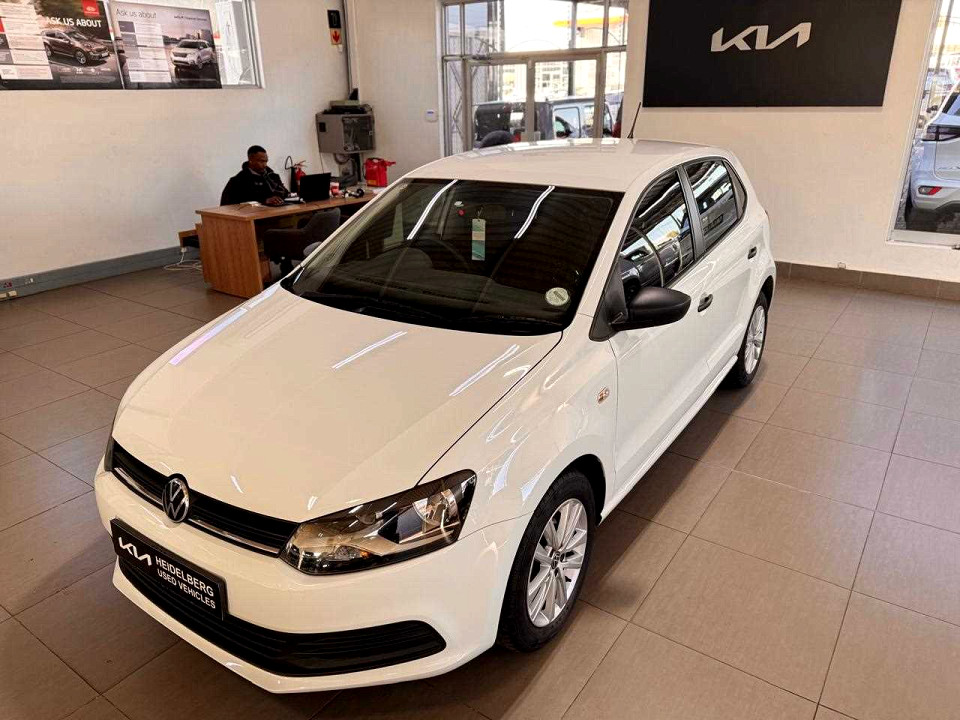 VOLKSWAGEN POLO VIVO 1.4 TRENDLINE (5DR), image 1