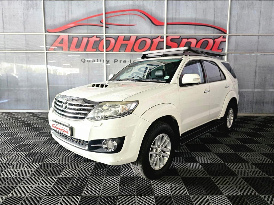 Toyota Fortuner 3.0D-4D 4x4, image 1