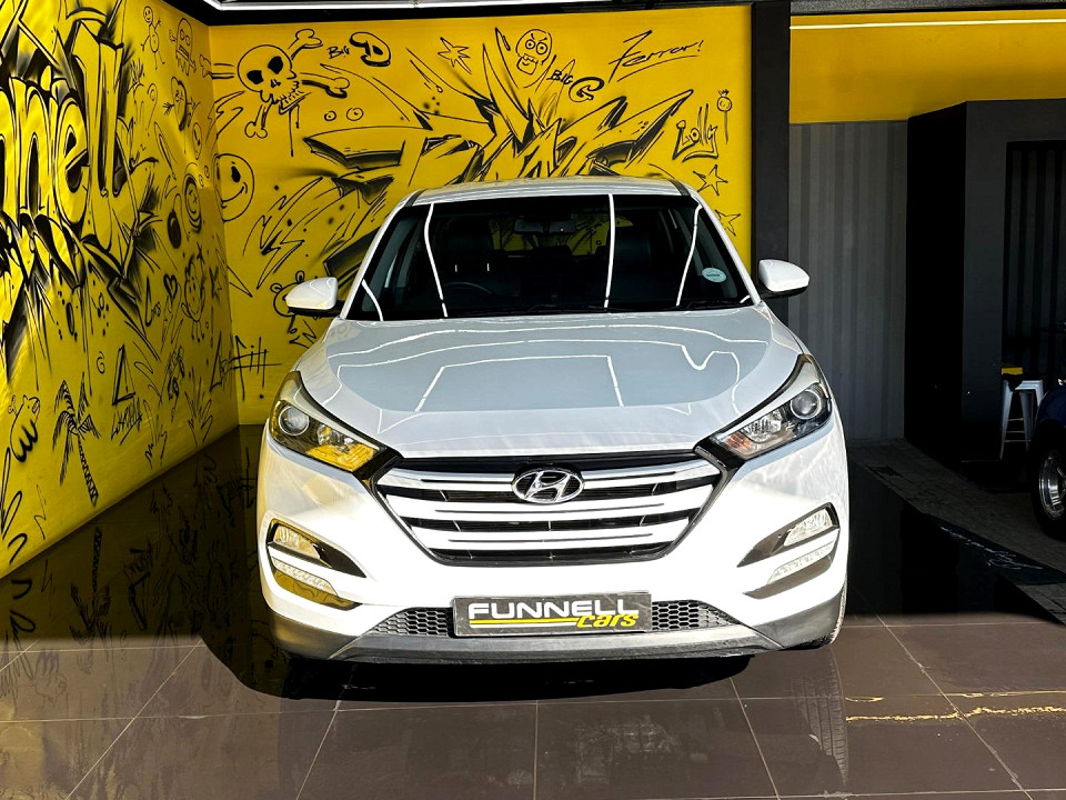 HYUNDAI TUCSON 2.0 PREMIUM A/T, image 2
