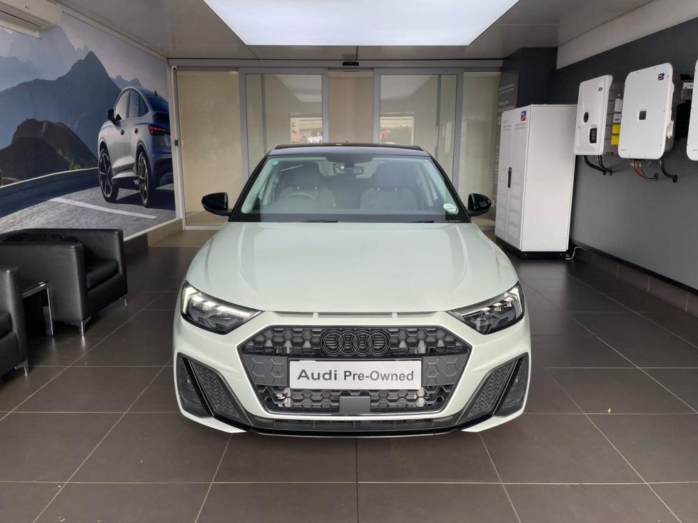 Audi A1 Sportback Black Edition 30 TFSI S tronic, image 2
