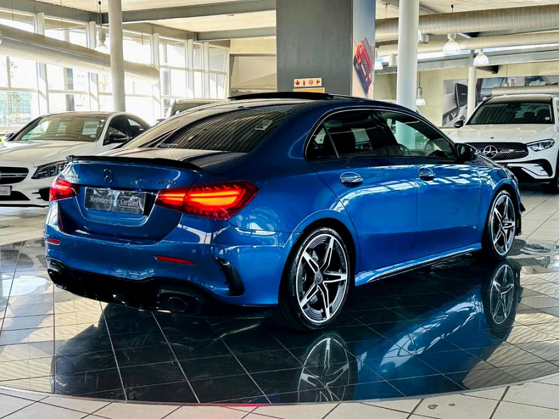 MERCEDES-BENZ AMG A35 4MATIC (4DR), image 2