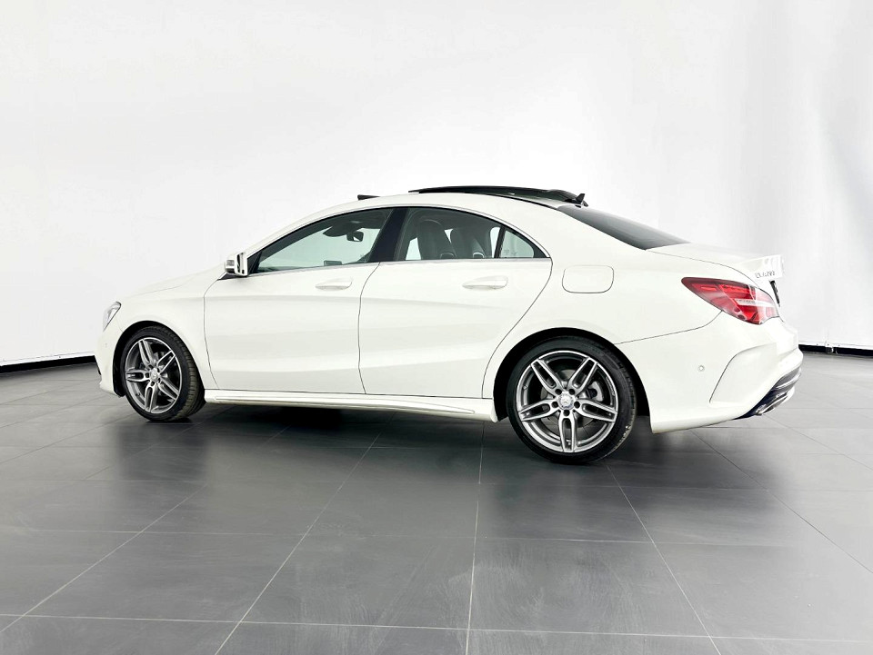 MERCEDES-BENZ CLA200 AMG A/T, image 2
