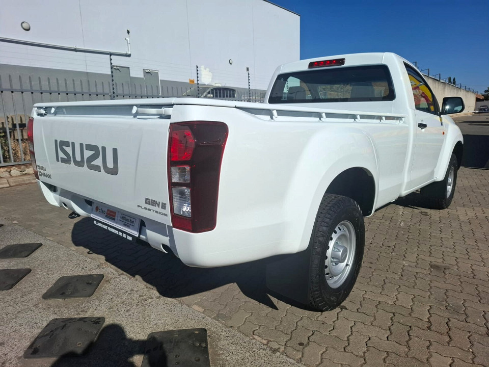 ISUZU D-MAX 250 HO FLEETSIDE SAFETY S/C P/U, image 2