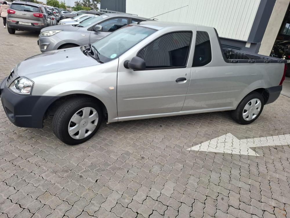Nissan NP200 1.6 8V Base A/C + Safety Pack, image 1