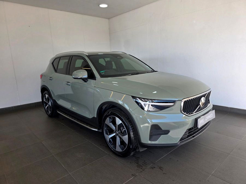 VOLVO XC40 B4 ESSENTIAL GEARTRONIC (MILD HYBRID), image 2