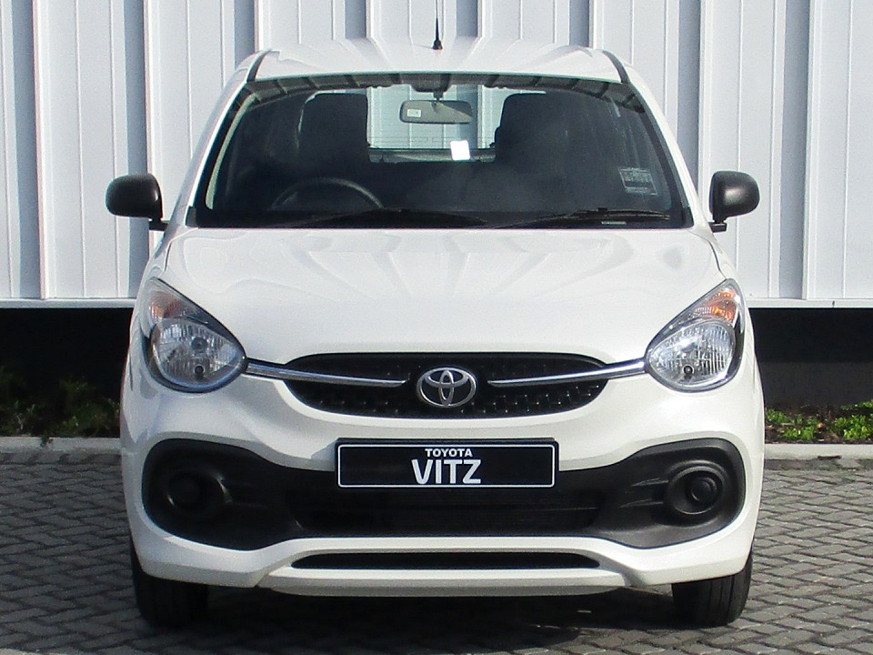 TOYOTA VITZ 1.0, image 2
