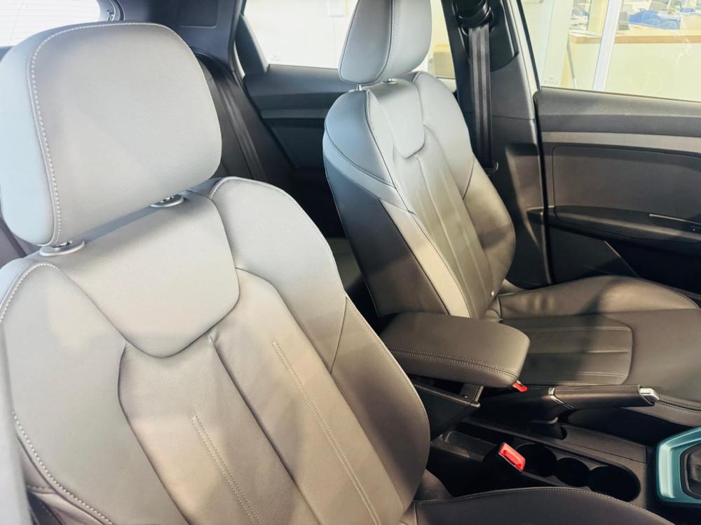 AUDI A1 SPORTBACK 35 TFSI ADVANCED S TRONIC, image 2