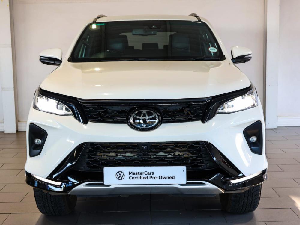 Toyota Fortuner 2.8GD-6 VX A/T, image 2