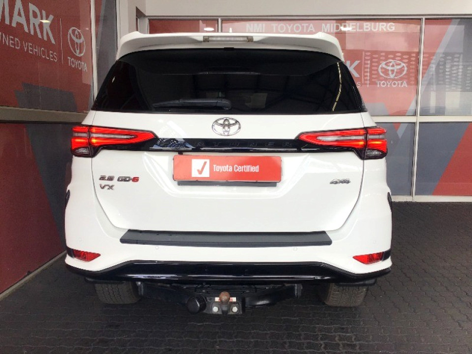 TOYOTA  FORTUNER 2.8 GD-6 4X4 VX A/T, image 2